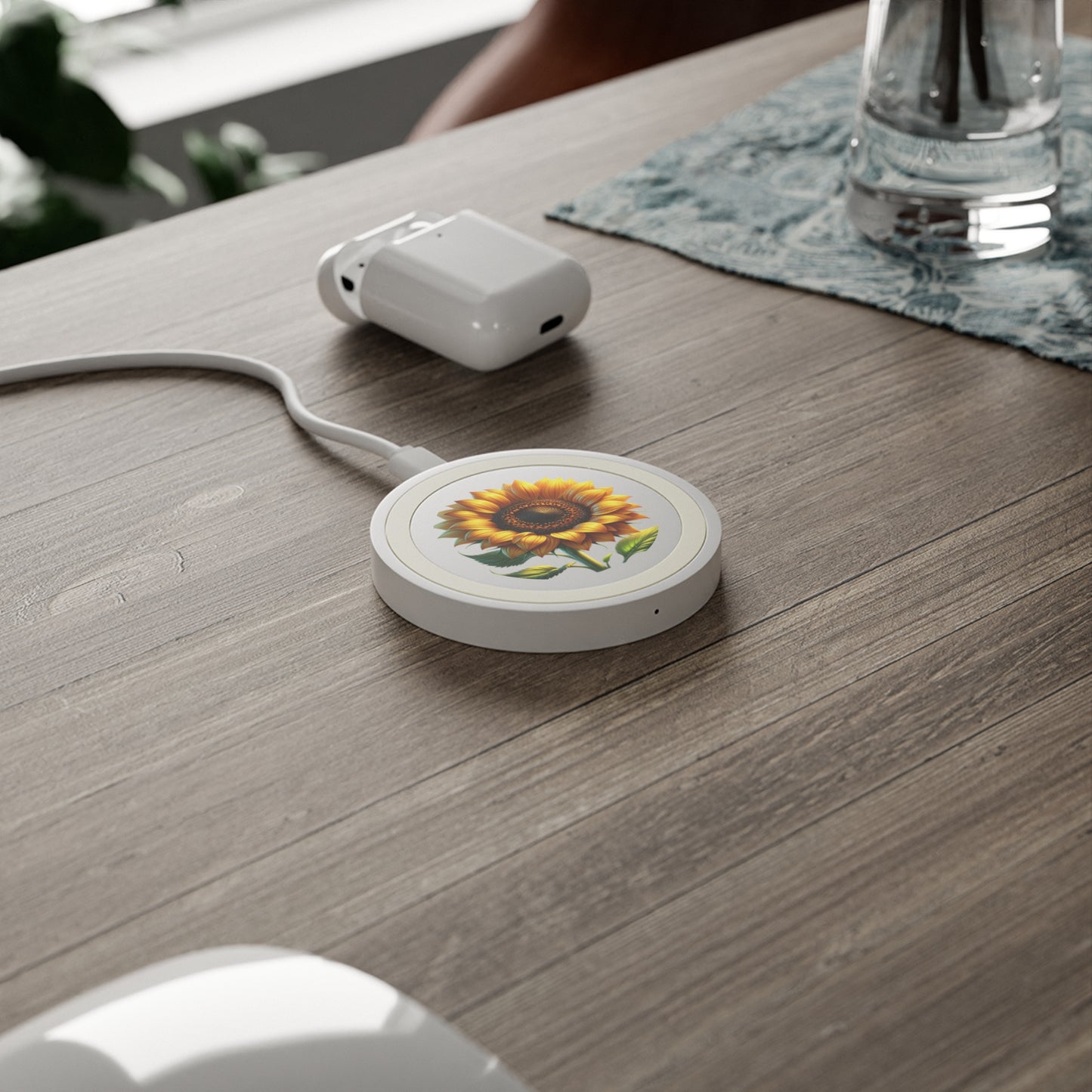 Wireless Charging Pad: Sunflower Design