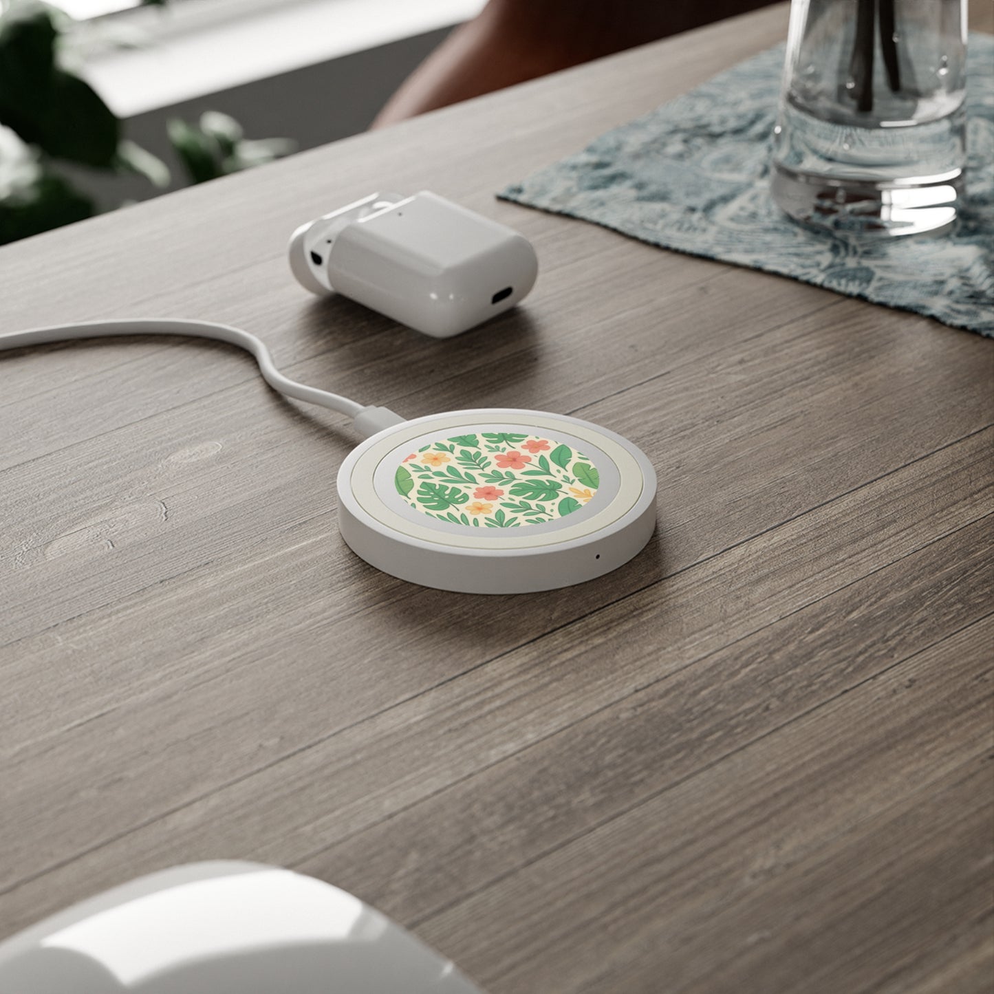 Wireless Charging Pad: Tropical Floral