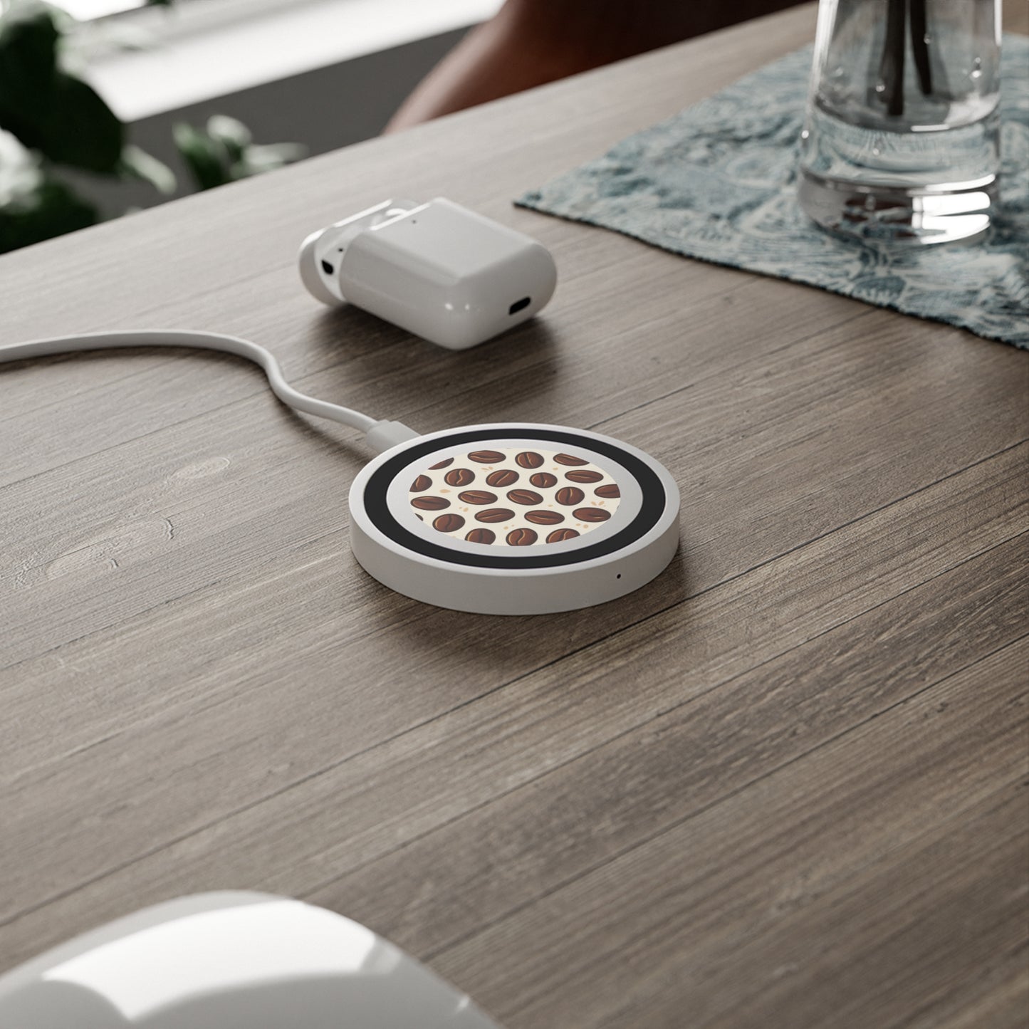 Wireless Charging Pad: Coffee Beans Design