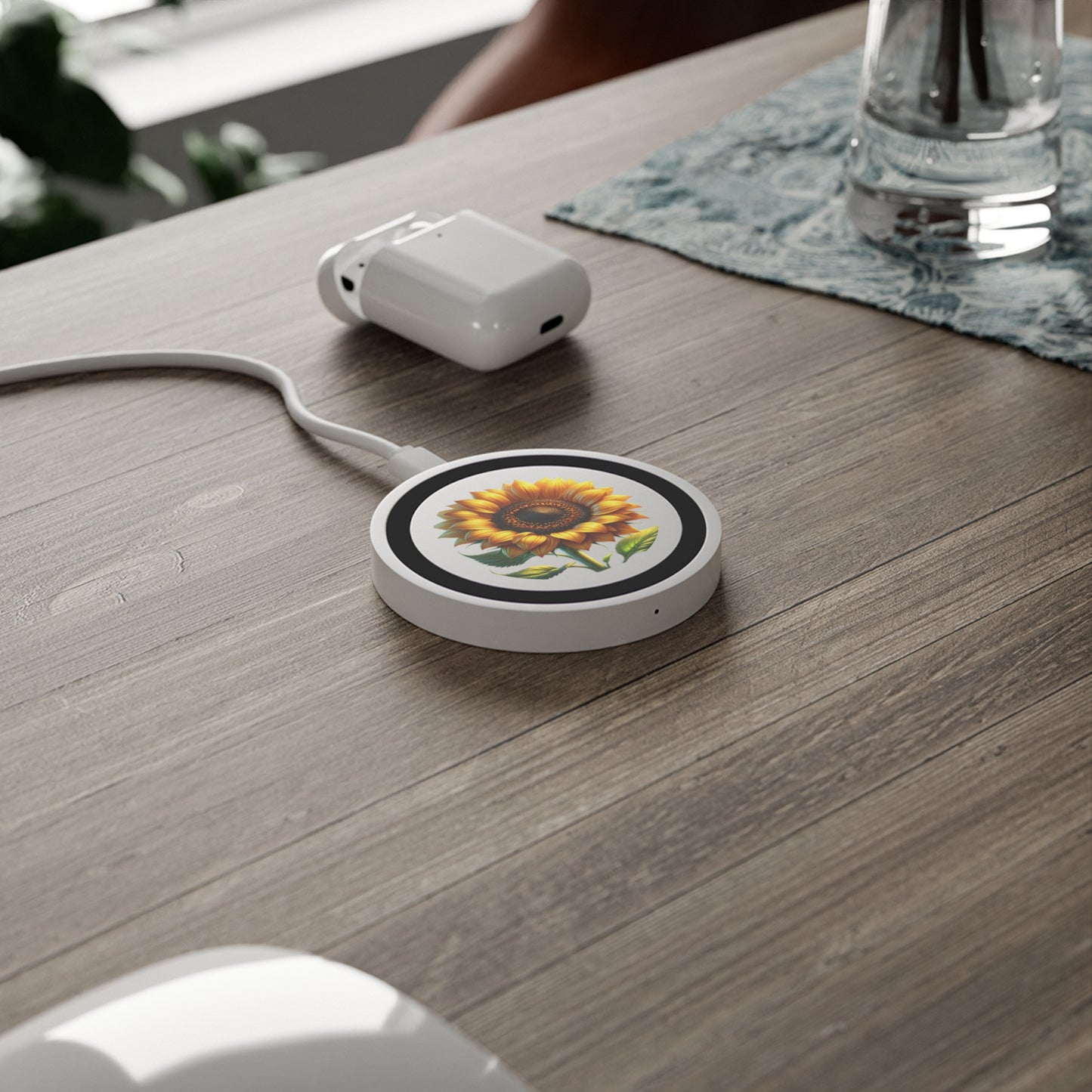 Wireless Charging Pad: Sunflower Design