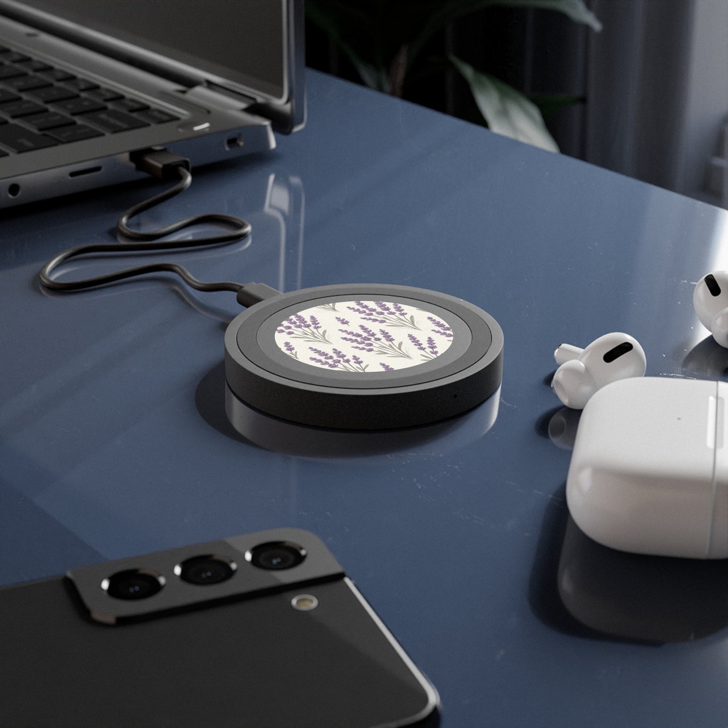 Wireless Charging Pad: Lavender Floral Design