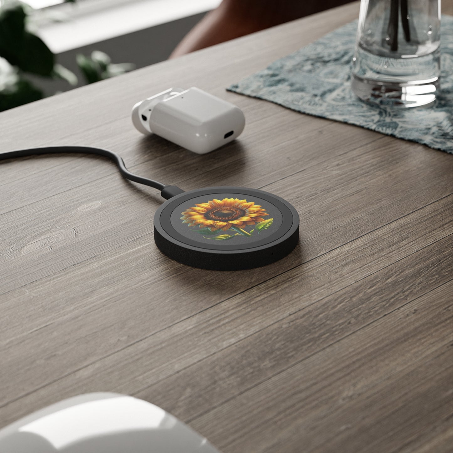 Wireless Charging Pad: Sunflower Design