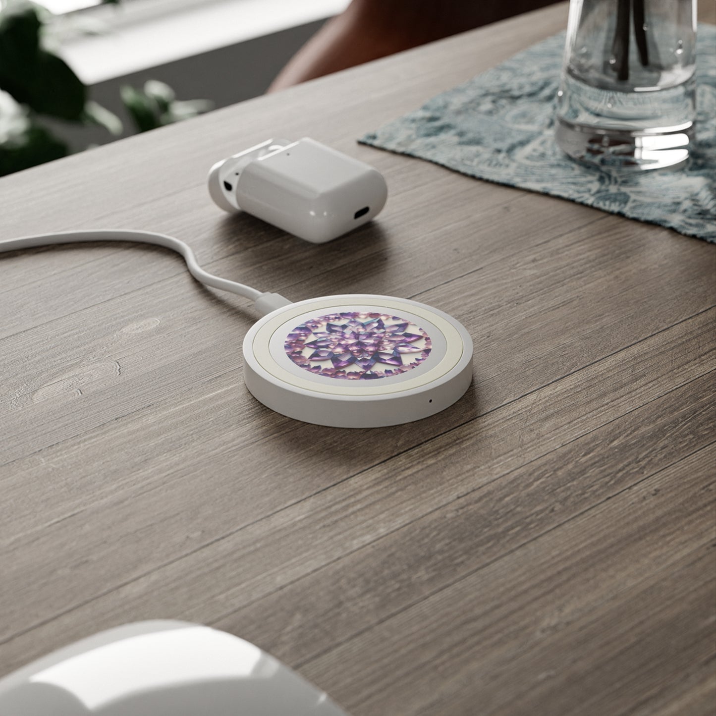 Wireless Charging Pad: Amethyst Crystal