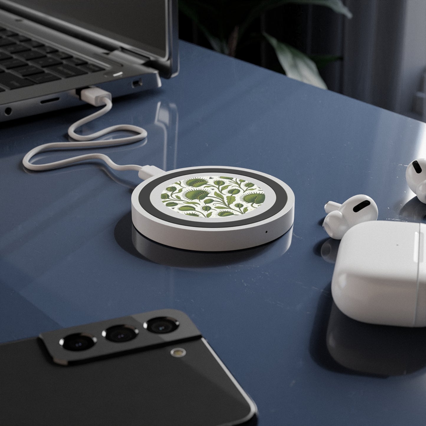 Wireless Charging Pad: Venus Trap Pattern