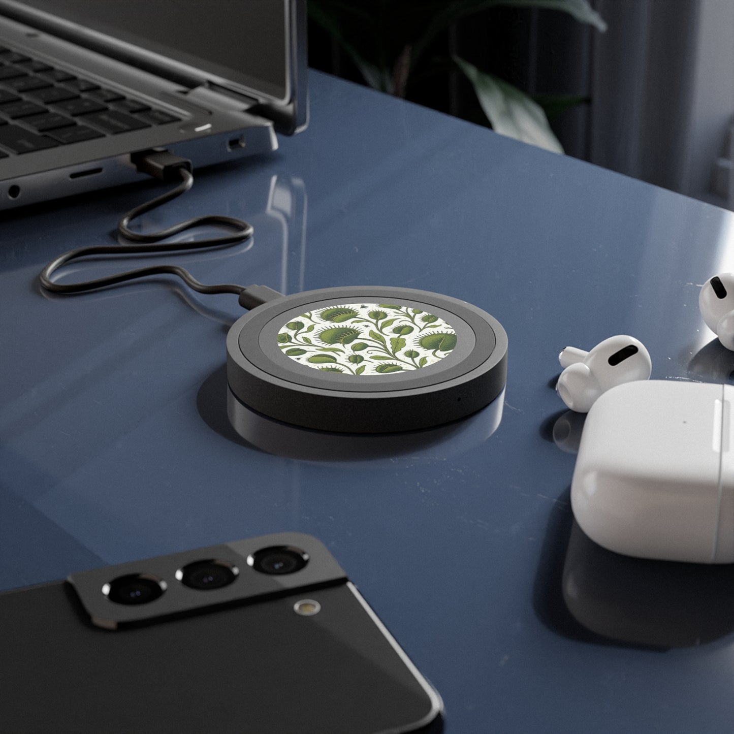 Wireless Charging Pad: Venus Trap Pattern