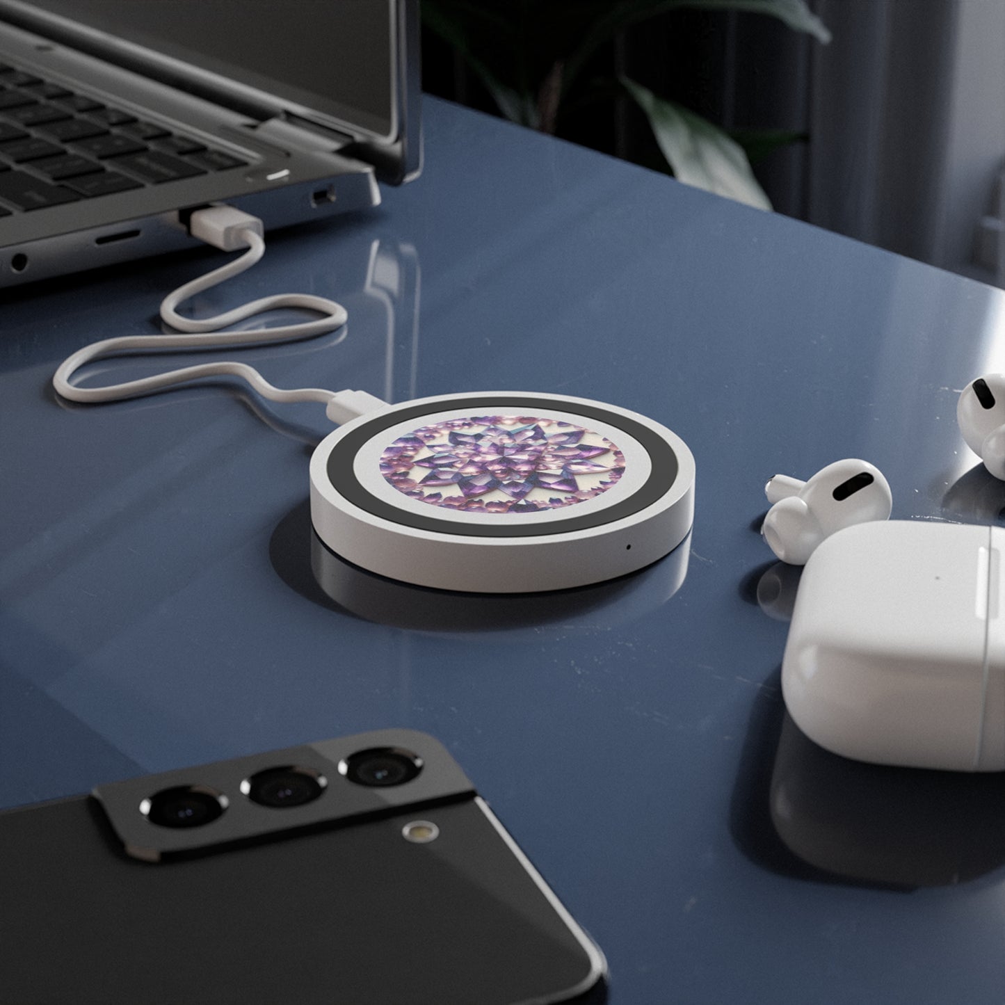 Wireless Charging Pad: Amethyst Crystal