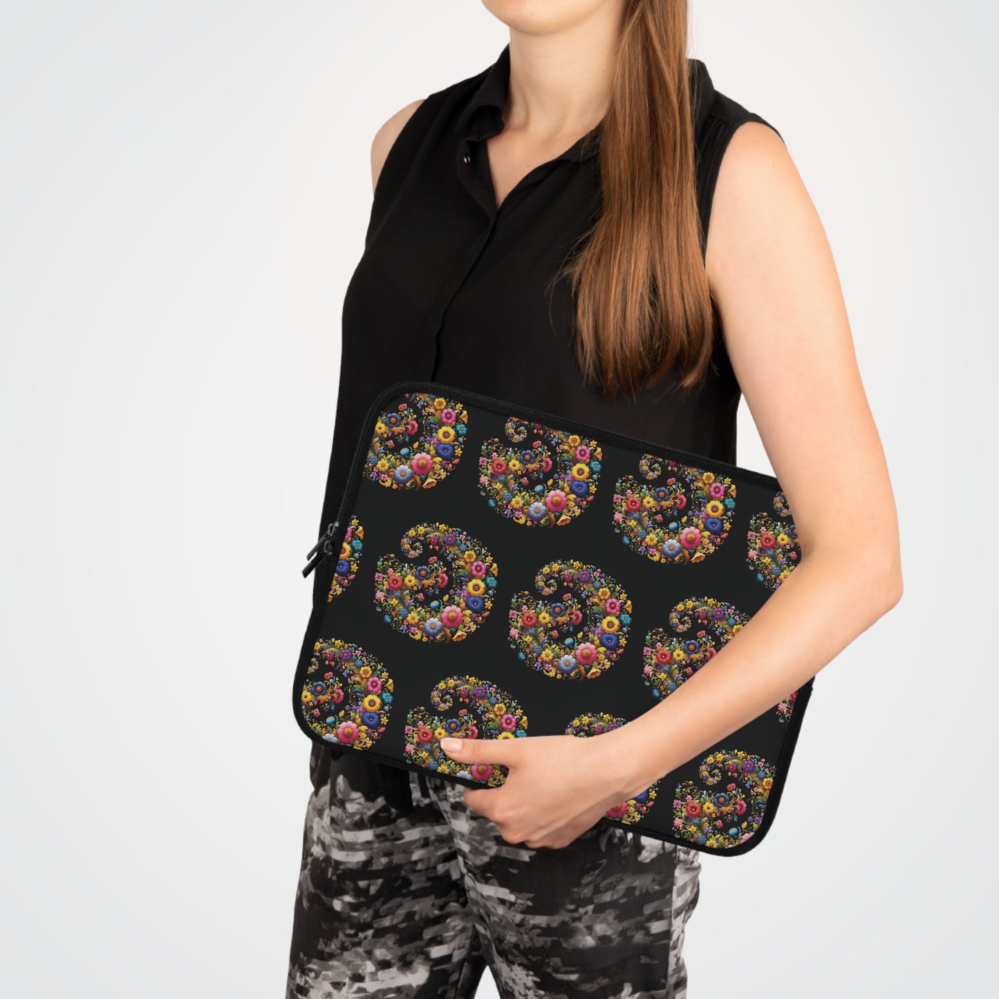 Laptop Sleeve: Floral Swirl