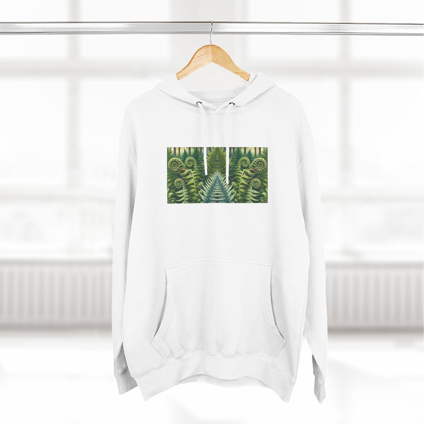 Nature-Inspired Three-Panel Fleece Hoodie for Outdoor Enthusiasts